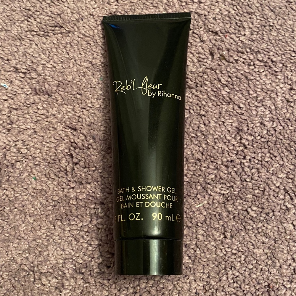 ❗️BEAUTY SALE✨3/$20❗️ Reb’l Fleur by Rihanna